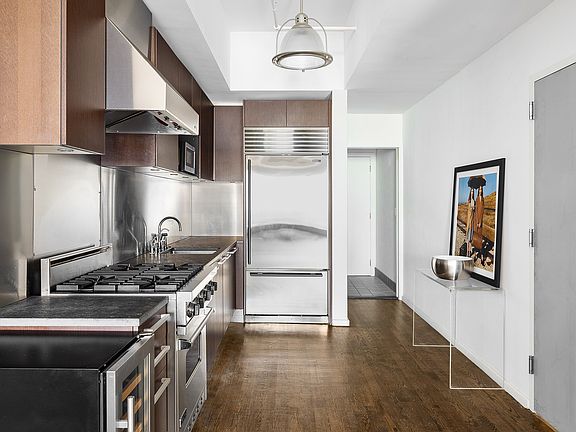5th image of 195 Bowery APT 5E