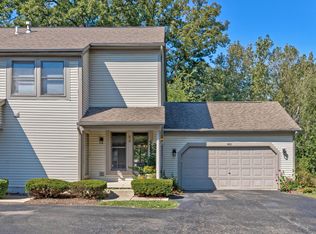 963 Pinewood Ln, Columbus, OH 43230