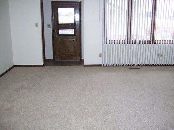 3rd image of 1219 Union Ave #1221