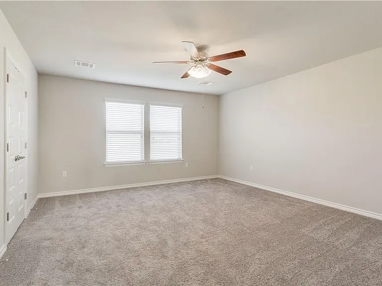 14202 McCoy Loop — Photo 22
