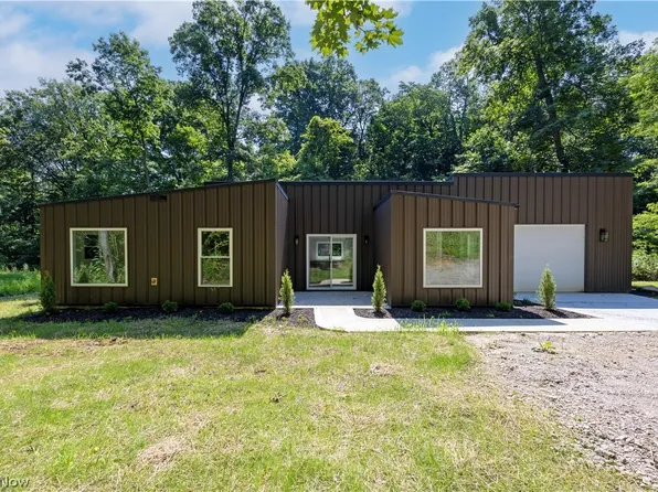 4037 Cleveland Rd, Wooster, OH 44691