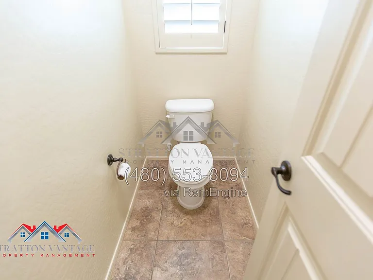 4467 E Remington Dr — Photo 35