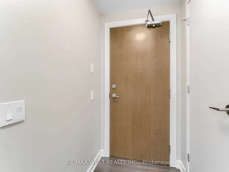 2200 Lake Shore Blvd W #4305 — Photo 5