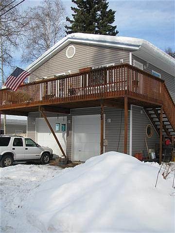 1st image of 305 Farewell Ave