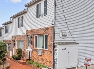 Cove View Gardens, Stamford, CT 06902
