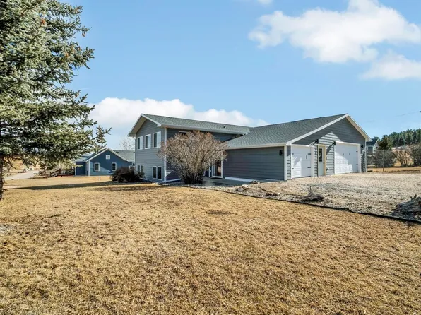 902 Gordon St, Custer, SD 57730