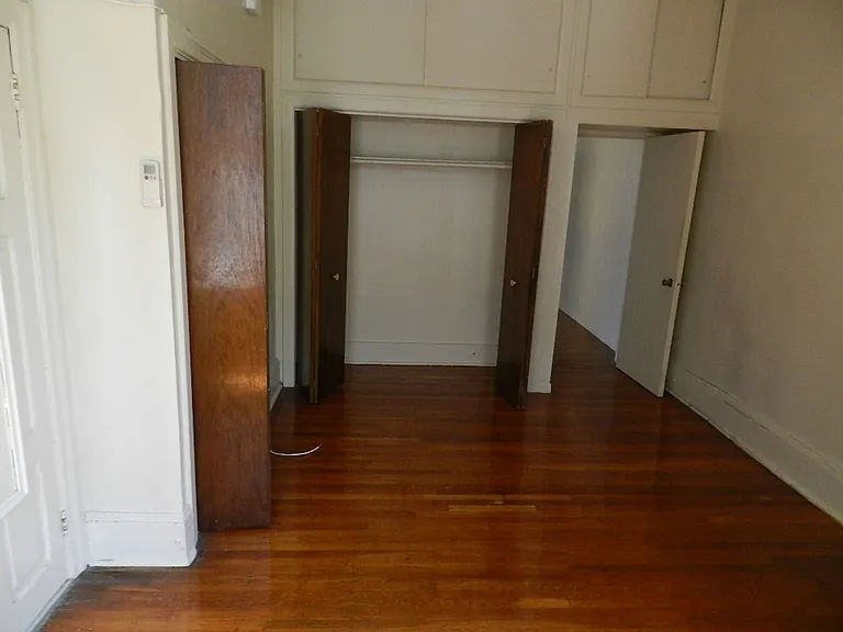 2230 Spruce St — Photo 2