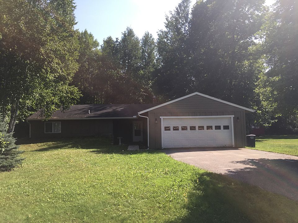 1st image of 415 Shorewood Dr