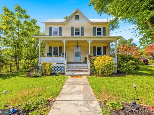 204 Church St, New Windsor, MD 21776