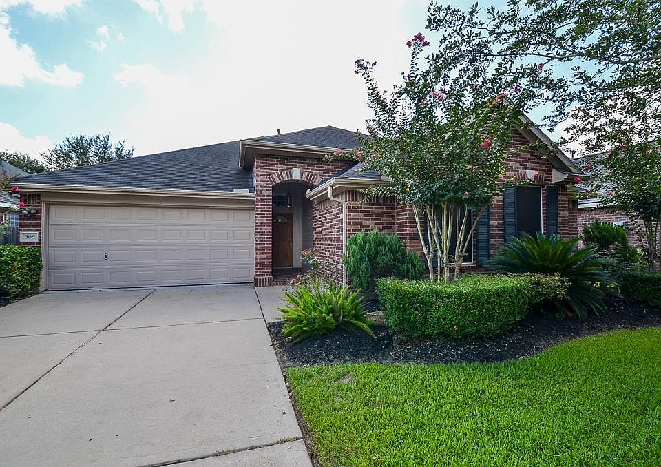 1st image of 306 Riverway Bluff Ln