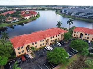 4214 Bellasol Cir APT 814, Fort Myers, FL 33916