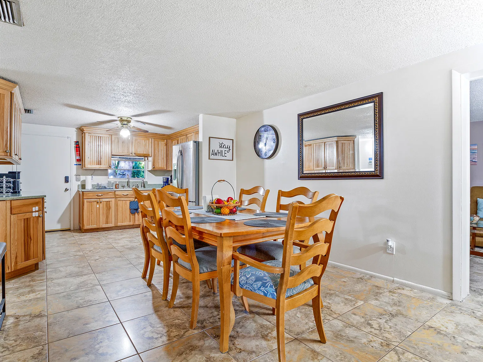 2 bed, 850 sqft, $2,900 — Photo 1