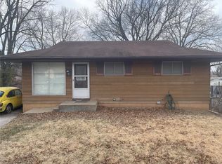 168 Ben Nevis Rd, Saint Louis, MO 63137