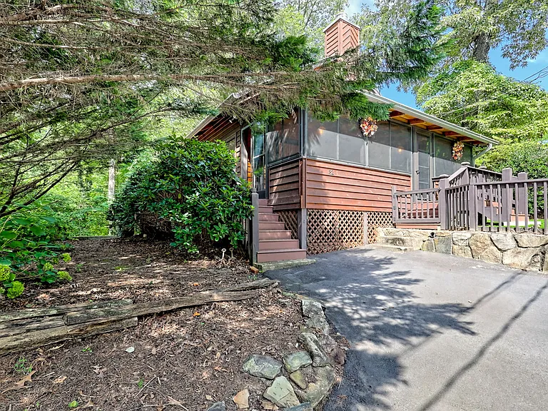 32 Hill Camp Ln — Photo 57