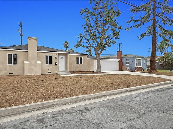 4th image of 8430 Manzanar Ave