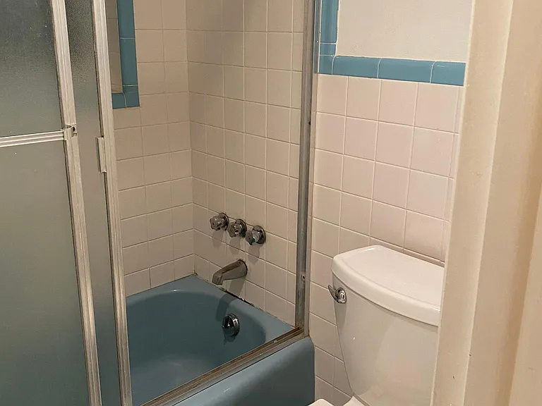 2508 Bay Dr #25 — Photo 4