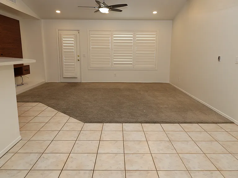 15201 S 47th Way — Photo 10
