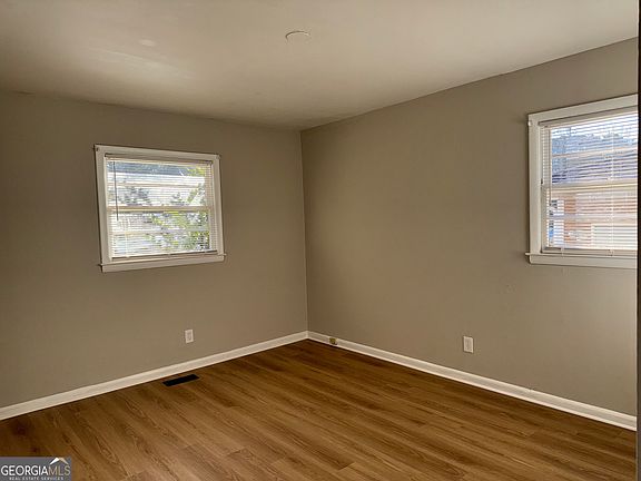 5th image of 10747 Thrasher Rd