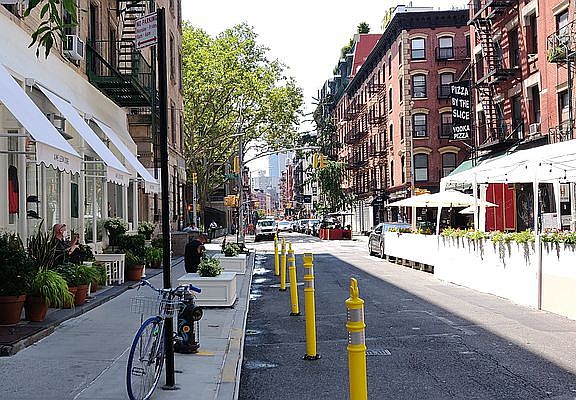 5th image of 241 Mulberry St #4