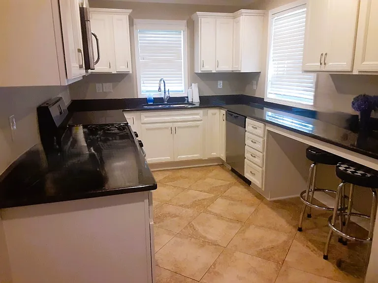 4239 Forrest Ave — Photo 6