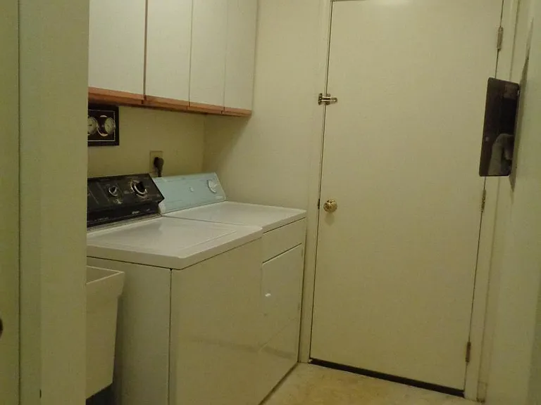 Landry room