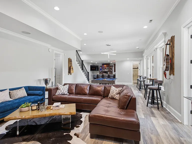 9617 Portofino Dr — Photo 32