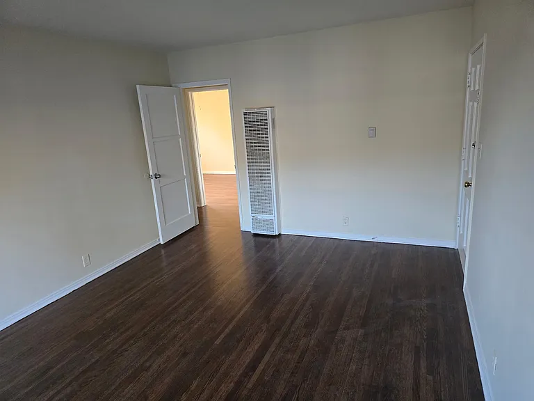 5408 Kinston Ave #5408 — Photo 9