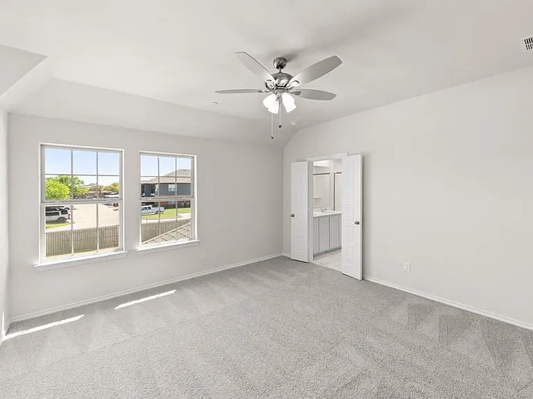 4601 Avion Dr — Photo 13