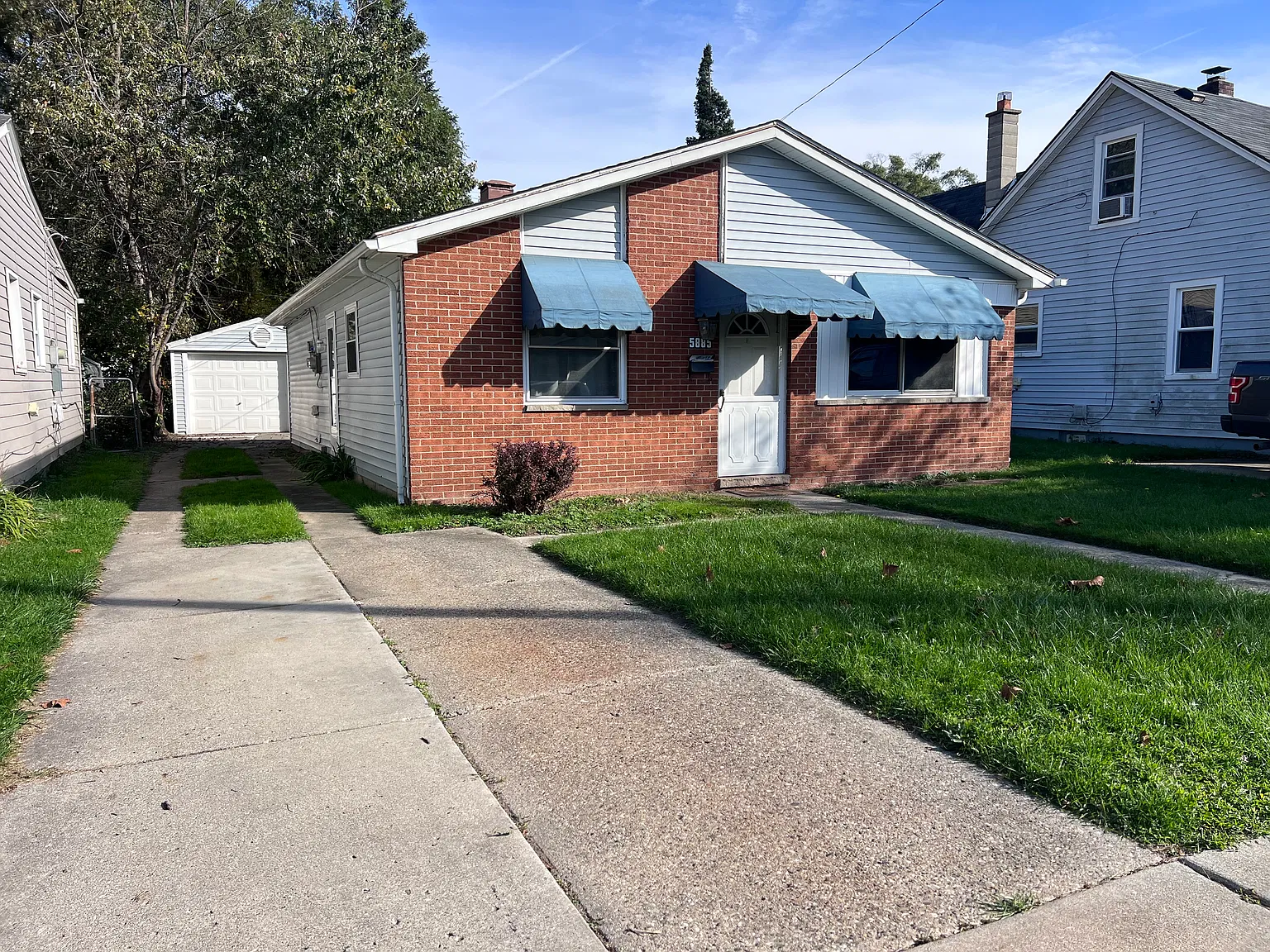 3 bed, 1000 sqft, $1,400 — Photo 2