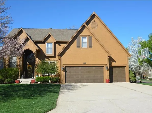 13100 Woodward St, Overland Park, KS 66213