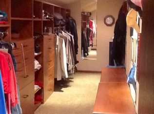 970 Carmel Ct, Shoreview, MN 55126