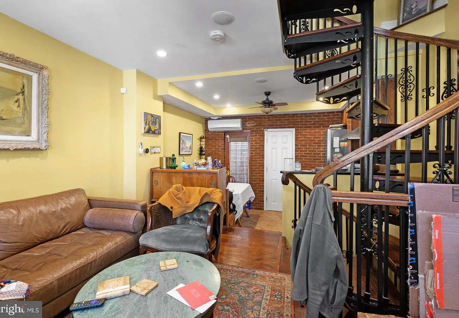 2 bed, 2.0 bath, 845 sqft, $2,345 — Photo 1