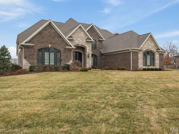 413 Stonechase Ln, Saint Louis, MO 63141