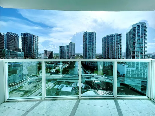 31 SE 5th St APT 2307, Miami, FL 33131