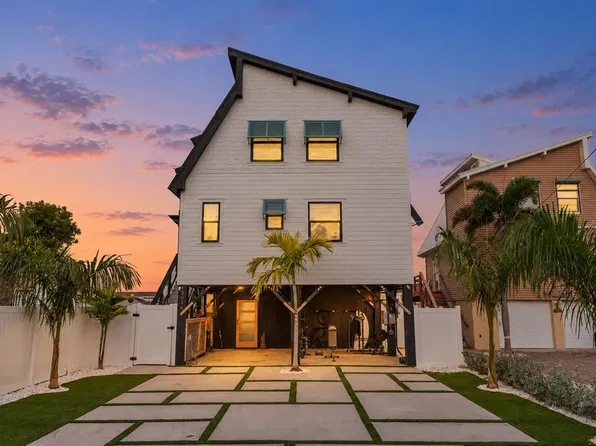 12016 LAGOON LN, TREASURE ISLAND, FL 33706