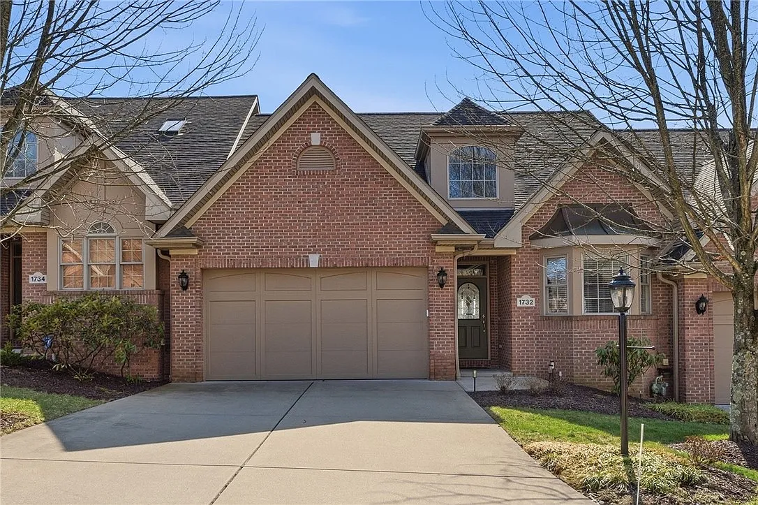 1732 Waterleaf Dr photo 1