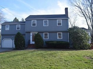 13 Perkins Row, Topsfield, MA 01983