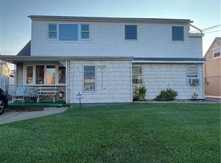 55 Arthur Ave, Carteret, NJ 07008