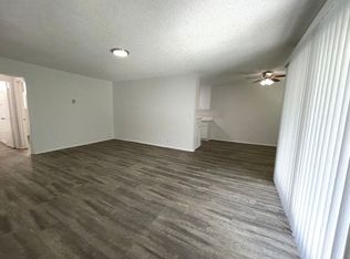 20317 Saticoy St #95104, Winnetka, CA 91306