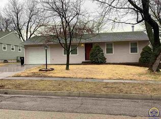 3129 SW Grand Ct, Topeka, KS 66614