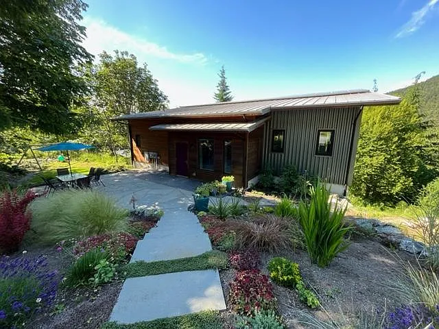 609 Chuckanut Heights Rd — Photo 4