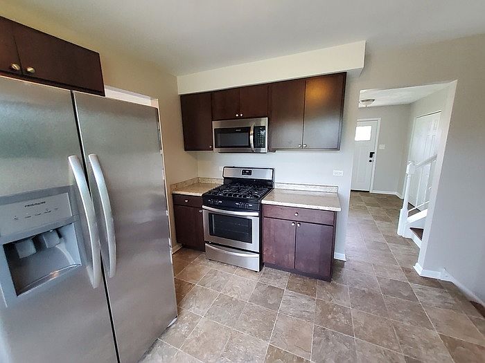 1st image of 16524 Prairie Ave