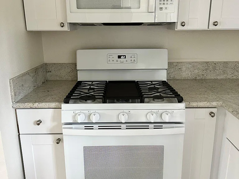 New Gas Stove with Microwave