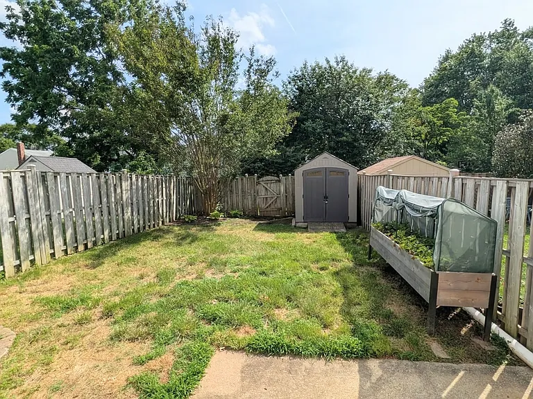 18610 Phoebe Way — Photo 26