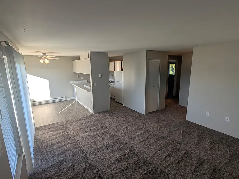 Stillwater Apartments — Photo 20