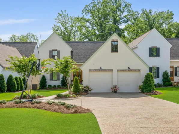 16 Pecan Acres, Hattiesburg, MS 39402