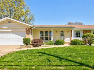 4439 Mattis Rd, Saint Louis, MO 63128