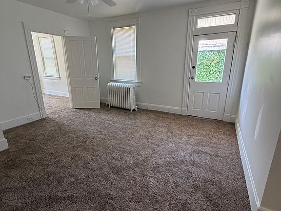5th image of 6655 Vine St