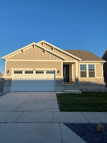 6620 N Salt Creek Peak Photo 1