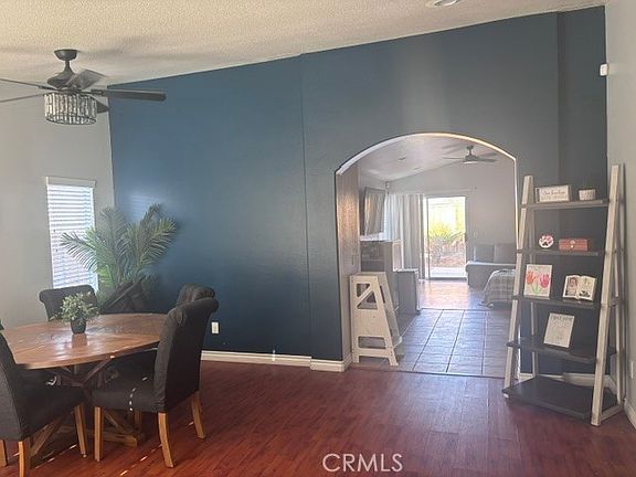 4th image of 3271 Rowena Dr